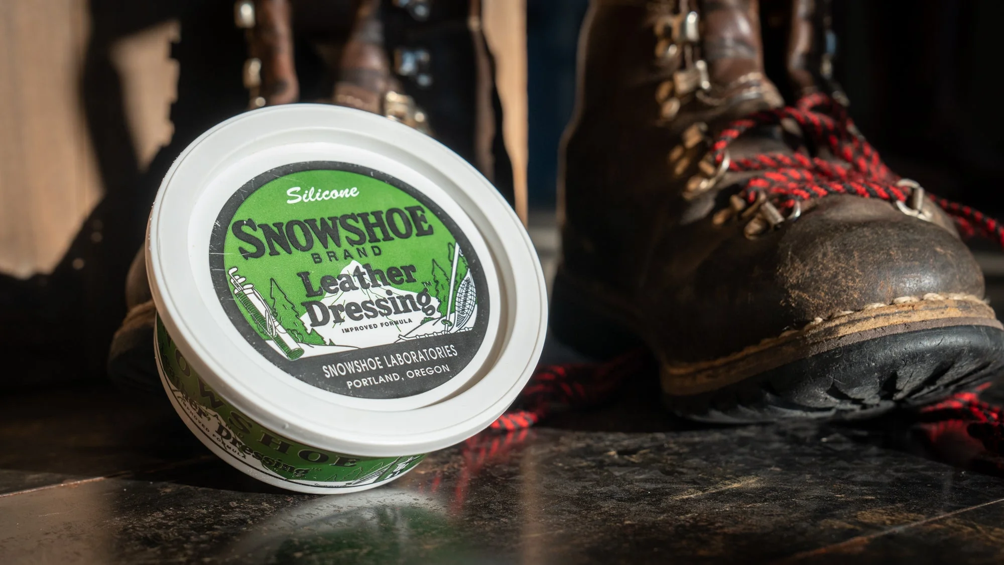Snowshoe Leather Conditioner - 8oz Tub - Close Out Special - Old Packaging (Low Stock) - Image 3